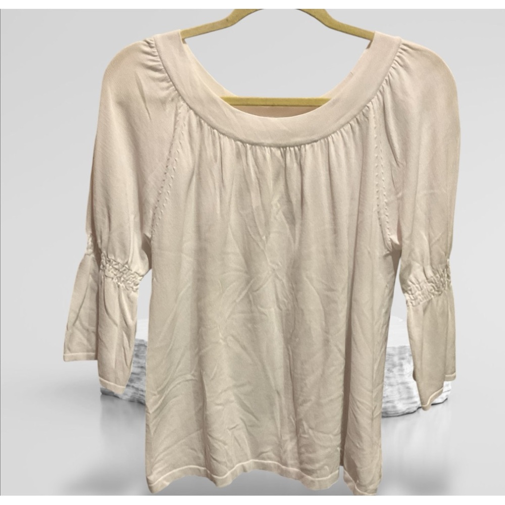 525 America Women’s White Pullover Top